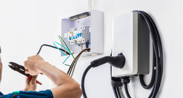 Best Affordable Electrician  in Hlsboro, IL